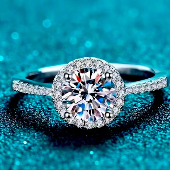 Stunning 1ct. Micro Pave Moissanite Diamond Ring Adjustable size - Picture 5 of 8